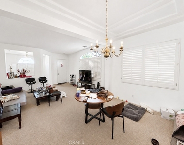7000 Fontaine - Photo Thumbnail 3