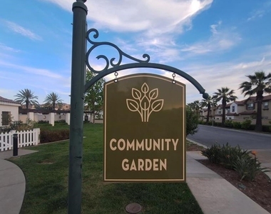 825 Parisa Place - Photo Thumbnail 24