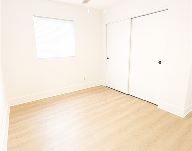 1814 Keeler Street - Photo Thumbnail 13
