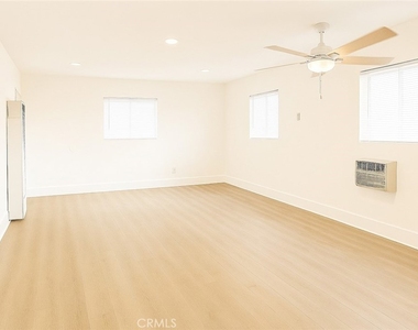 1814 Keeler Street - Photo Thumbnail 4