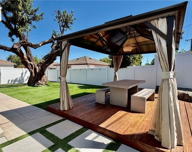 361 Norumbega Drive - Photo Thumbnail 13
