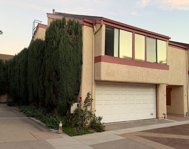 1015 Arcadia Avenue - Photo Thumbnail 17