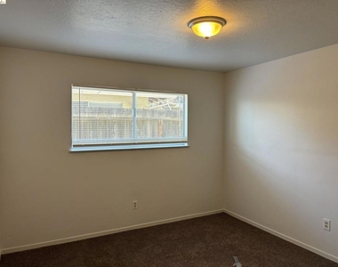 22 South Lake Drive - Photo Thumbnail 4