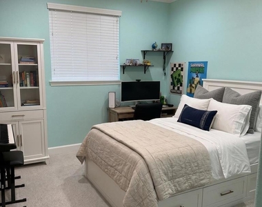 1826 Rosemary Dr - Photo Thumbnail 22
