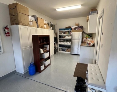 1826 Rosemary Dr - Photo Thumbnail 34