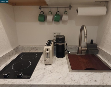 2591 Walnut Blvd - Photo Thumbnail 10