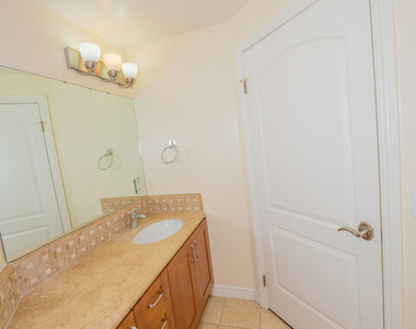 626 E Orange Grove Avenue - Photo Thumbnail 13