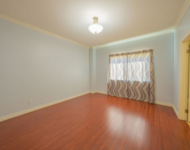 626 E Orange Grove Avenue - Photo Thumbnail 18