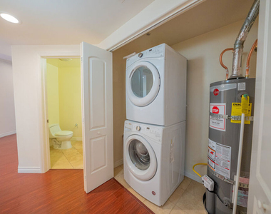 626 E Orange Grove Avenue - Photo Thumbnail 12