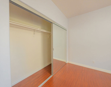 626 E Orange Grove Avenue - Photo Thumbnail 15