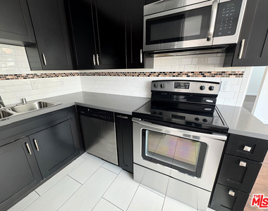 3811 N Figueroa Street - Photo Thumbnail 4