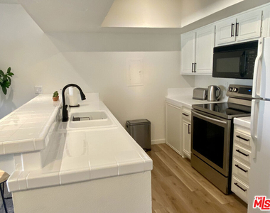 1655 E Palm Canyon Drive - Photo Thumbnail 7