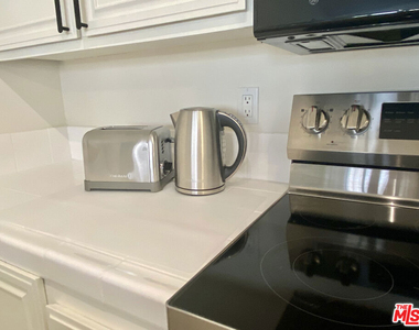 1655 E Palm Canyon Drive - Photo Thumbnail 9