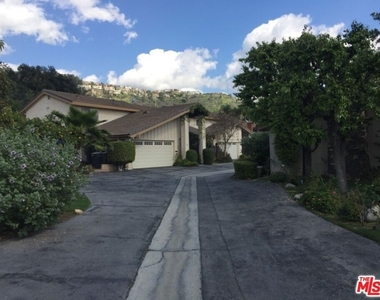1408 Valley View Road - Photo Thumbnail 9