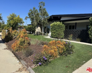 23540 Kivik St - Photo Thumbnail 10
