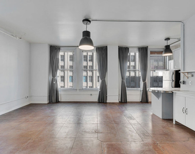 215 W 7th Street - Photo Thumbnail 19