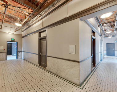215 W 7th Street - Photo Thumbnail 31