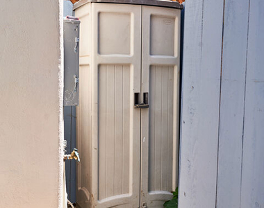 10394 Keswick Avenue - Photo Thumbnail 21