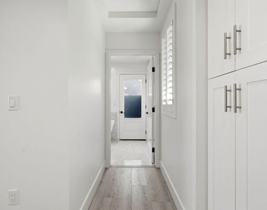 10321 Sala Place - Photo Thumbnail 6