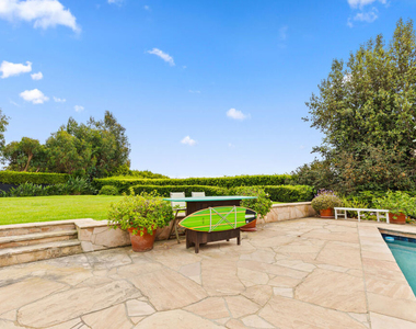 7122 Dume Drive - Photo Thumbnail 20