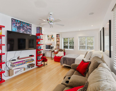 7122 Dume Drive - Photo Thumbnail 27
