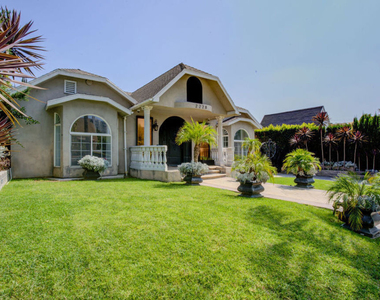 2228 Nella Vista Avenue - Photo Thumbnail 1