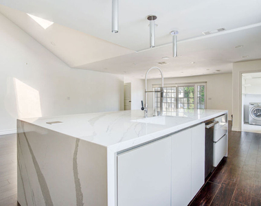 2228 Nella Vista Avenue - Photo Thumbnail 21