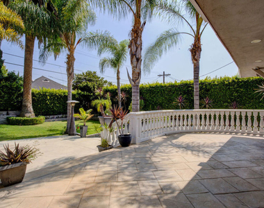 2228 Nella Vista Avenue - Photo Thumbnail 6