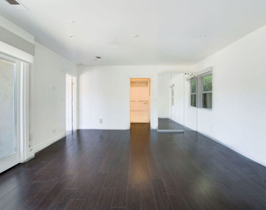 2228 Nella Vista Avenue - Photo Thumbnail 28