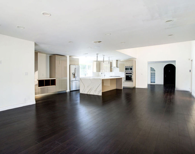 2228 Nella Vista Avenue - Photo Thumbnail 13
