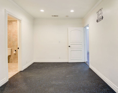 2228 Nella Vista Avenue - Photo Thumbnail 41