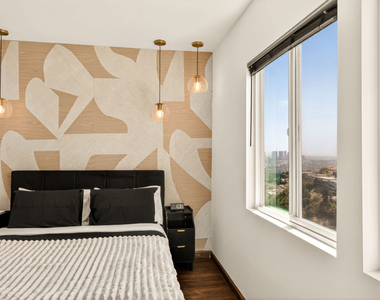 8810 Hollywood Boulevard - Photo Thumbnail 10