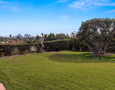 642 Siena Way - Photo Thumbnail 3