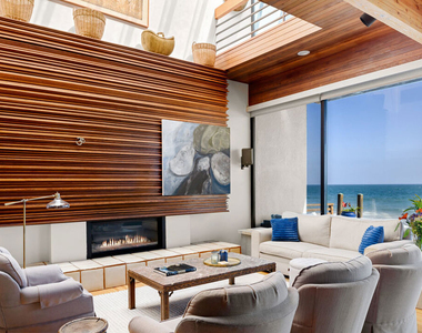 24638 Malibu Road - Photo Thumbnail 10
