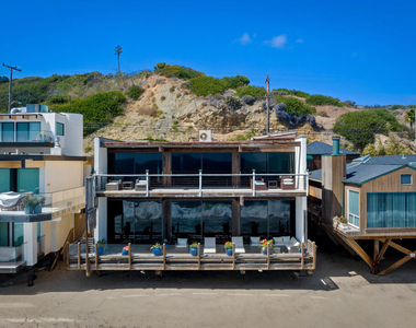 24638 Malibu Road - Photo Thumbnail 2