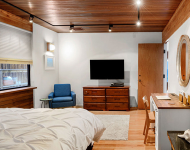 24638 Malibu Road - Photo Thumbnail 24