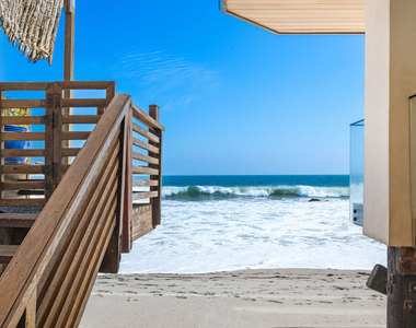24638 Malibu Road - Photo Thumbnail 29