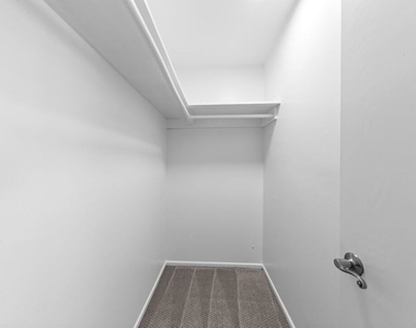 1536 Harvard Street - Photo Thumbnail 11