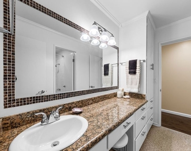 1536 Harvard Street - Photo Thumbnail 15