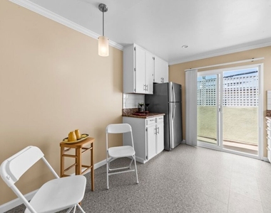 1536 Harvard Street - Photo Thumbnail 7