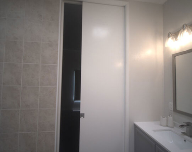 10600 Holman Avenue - Photo Thumbnail 16