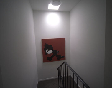 10600 Holman Avenue - Photo Thumbnail 6