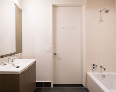 889 Francisco Street - Photo Thumbnail 4