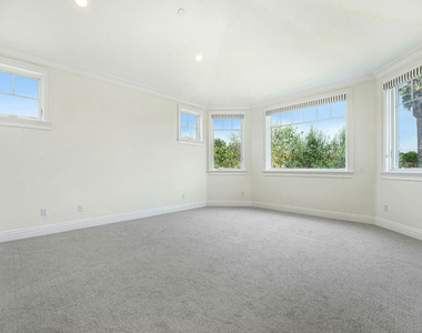 11540 Clover Avenue - Photo Thumbnail 33