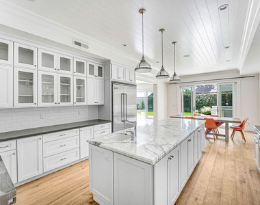 11540 Clover Avenue - Photo Thumbnail 7