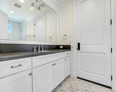 11540 Clover Avenue - Photo Thumbnail 20