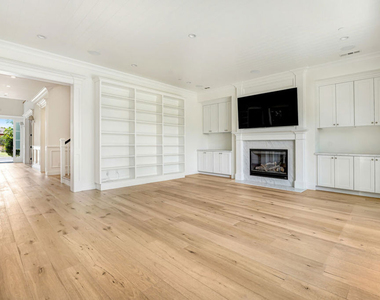 11540 Clover Avenue - Photo Thumbnail 5