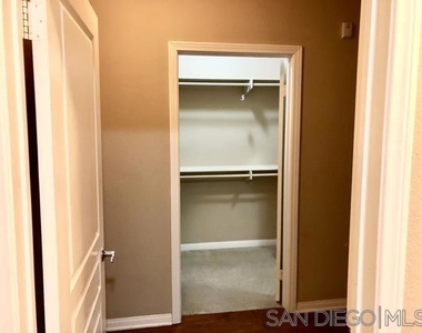 3857 Pell Place - Photo Thumbnail 9