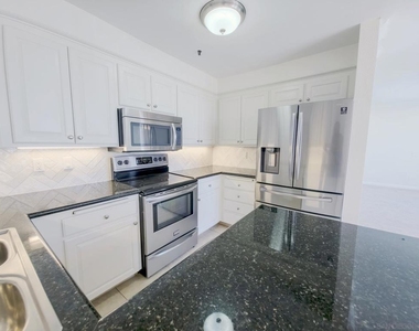 3939 Illinois St. - Photo Thumbnail 10