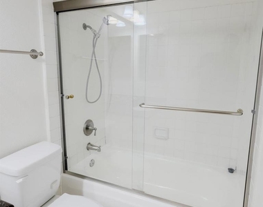 3939 Illinois St. - Photo Thumbnail 12